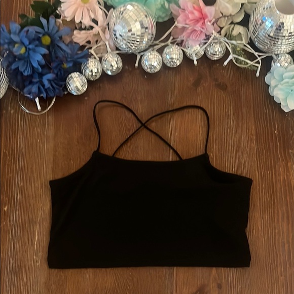 Ribbed Super Crop Top - Picture 1 of 6